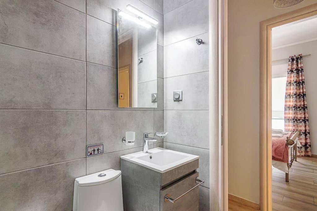 Bright Apartment For 6 Ppl In Athens Luaran gambar