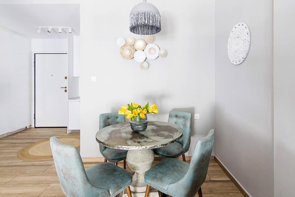 Bright Apartment For 6 Ppl In Athens Luaran gambar