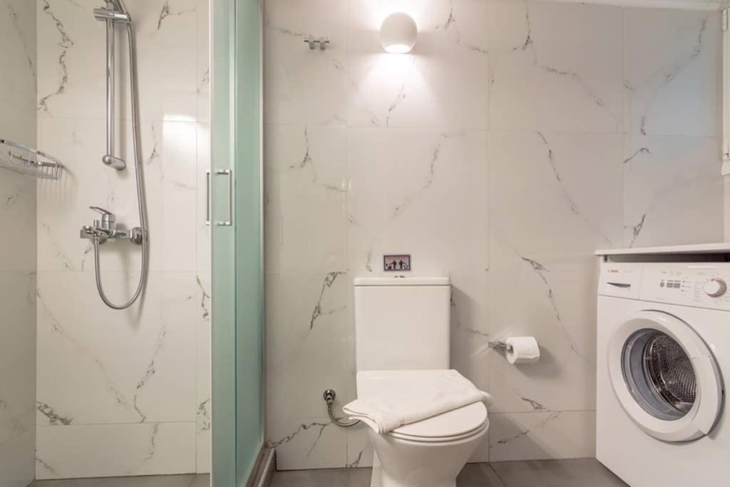Bright Apartment For 6 Ppl In Athens Luaran gambar