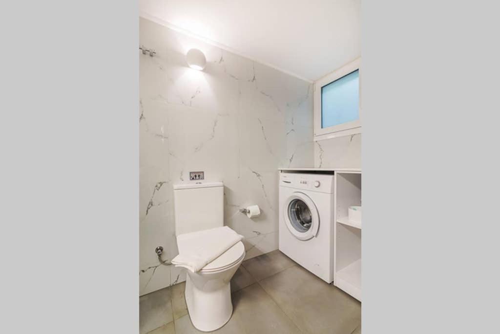 Bright Apartment For 6 Ppl In Athens Luaran gambar